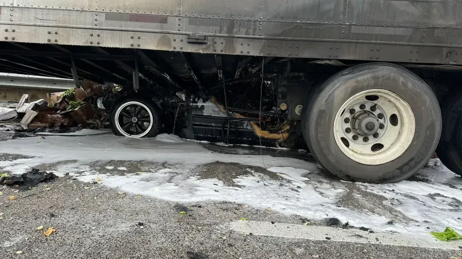 truck accident in Albuquerque 1